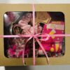 Box prezentowy dla niej PROSECCO – różowy zestaw skarpetki scrunchie kubek - obrazek 5