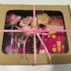 Box prezentowy dla niej PROSECCO – różowy zestaw skarpetki scrunchie kubek - obrazek 4